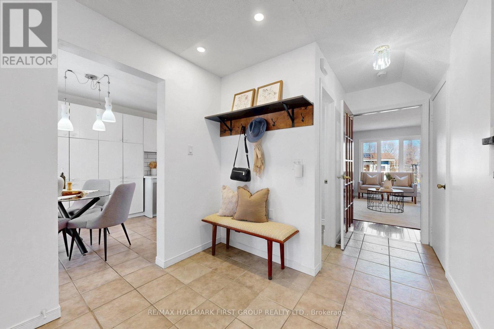 1138 Tanzer Court, Pickering, Ontario  L1W 3S4 - Photo 5 - E12991432