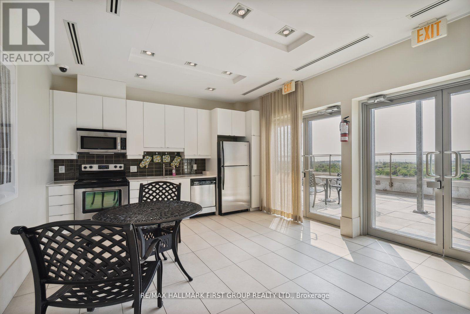 1304 - 1215 Bayly Street, Pickering, Ontario  L1W 1L7 - Photo 25 - E12991462