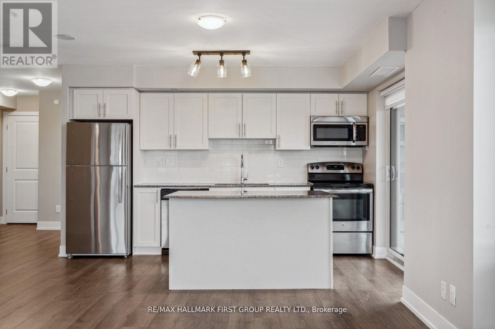 1304 - 1215 Bayly Street, Pickering, Ontario  L1W 1L7 - Photo 6 - E12991462