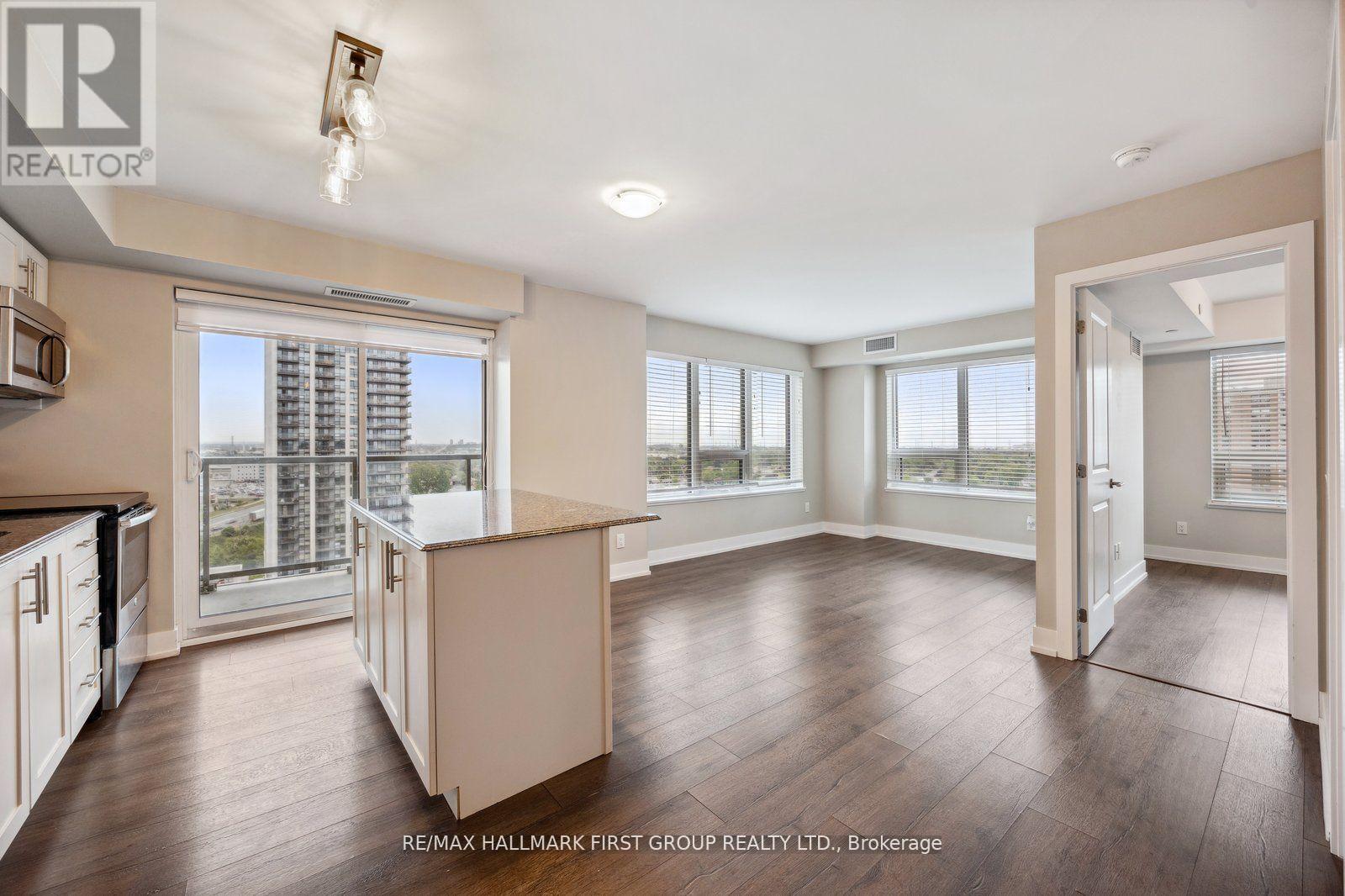 1304 - 1215 Bayly Street, Pickering, Ontario  L1W 1L7 - Photo 8 - E12991462