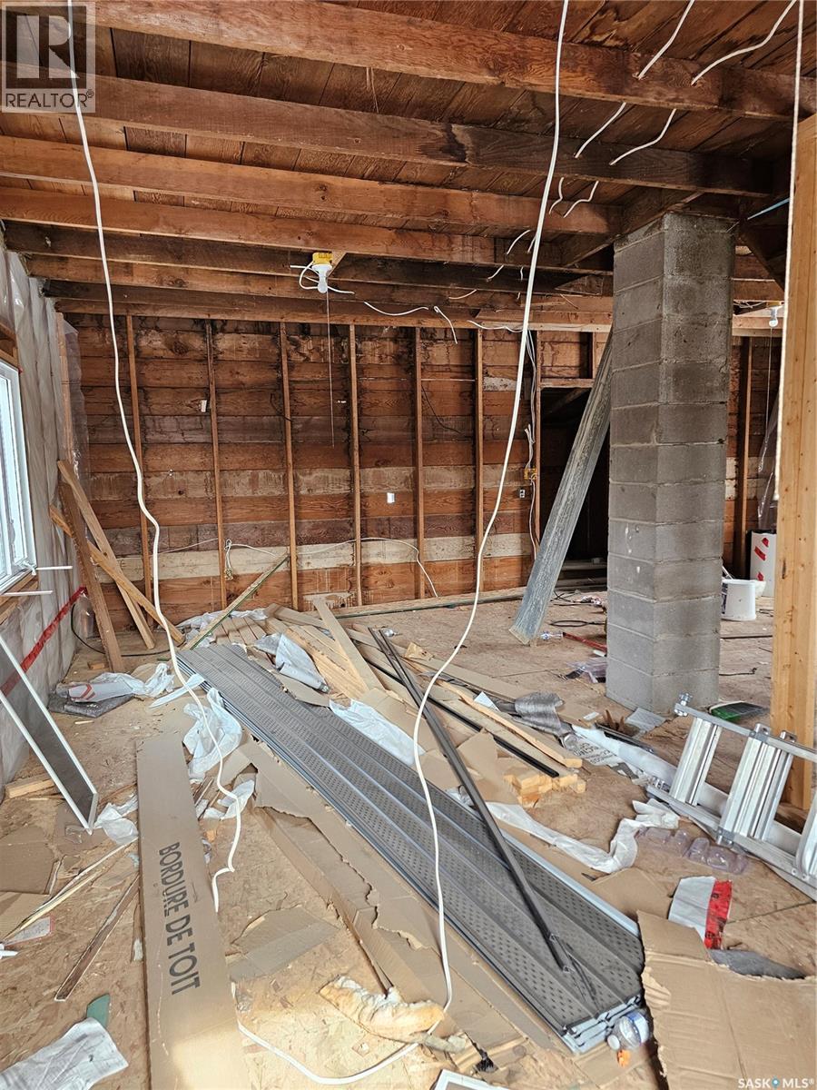 1038 Veterans Avenue, Esterhazy, Saskatchewan  S0A 0X0 - Photo 22 - SK031093