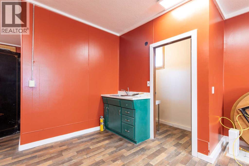 60 Main Avenue Nw, Glenwood, Alberta  T0K 2R0 - Photo 17 - A2298735