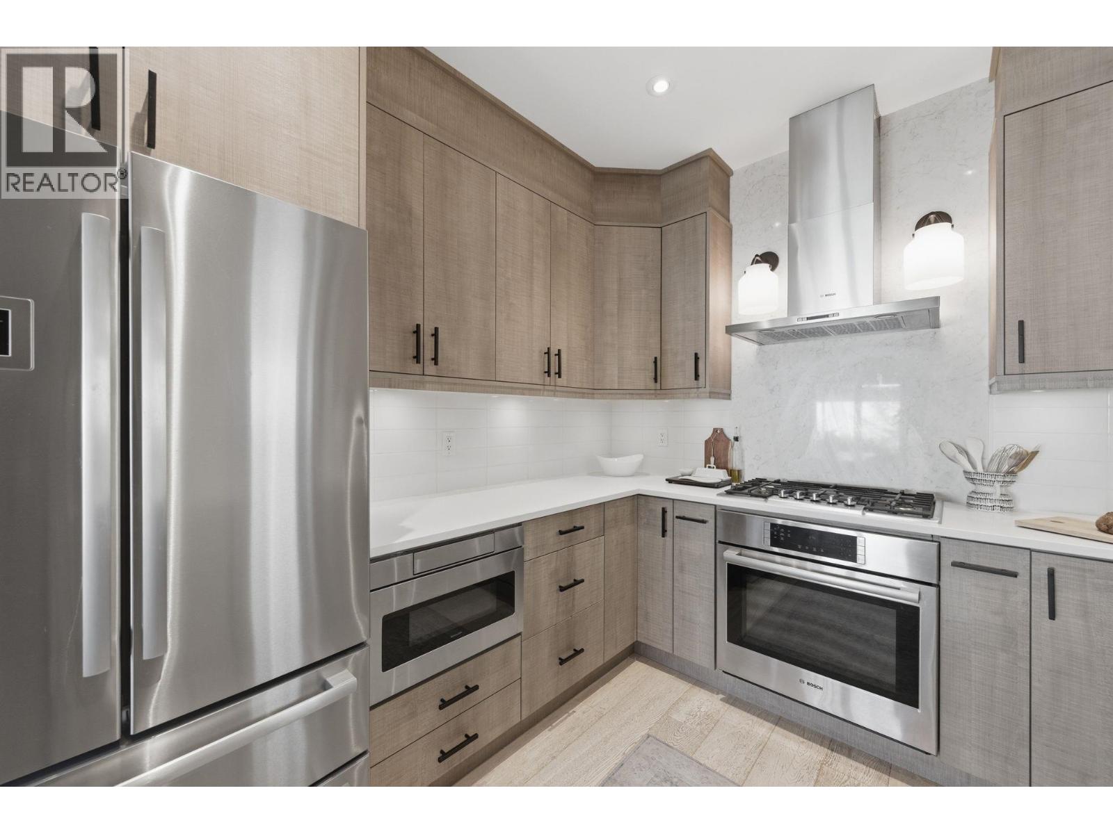 212 E 18th Street, North Vancouver, British Columbia  V7L 2X6 - Photo 13 - R3102589