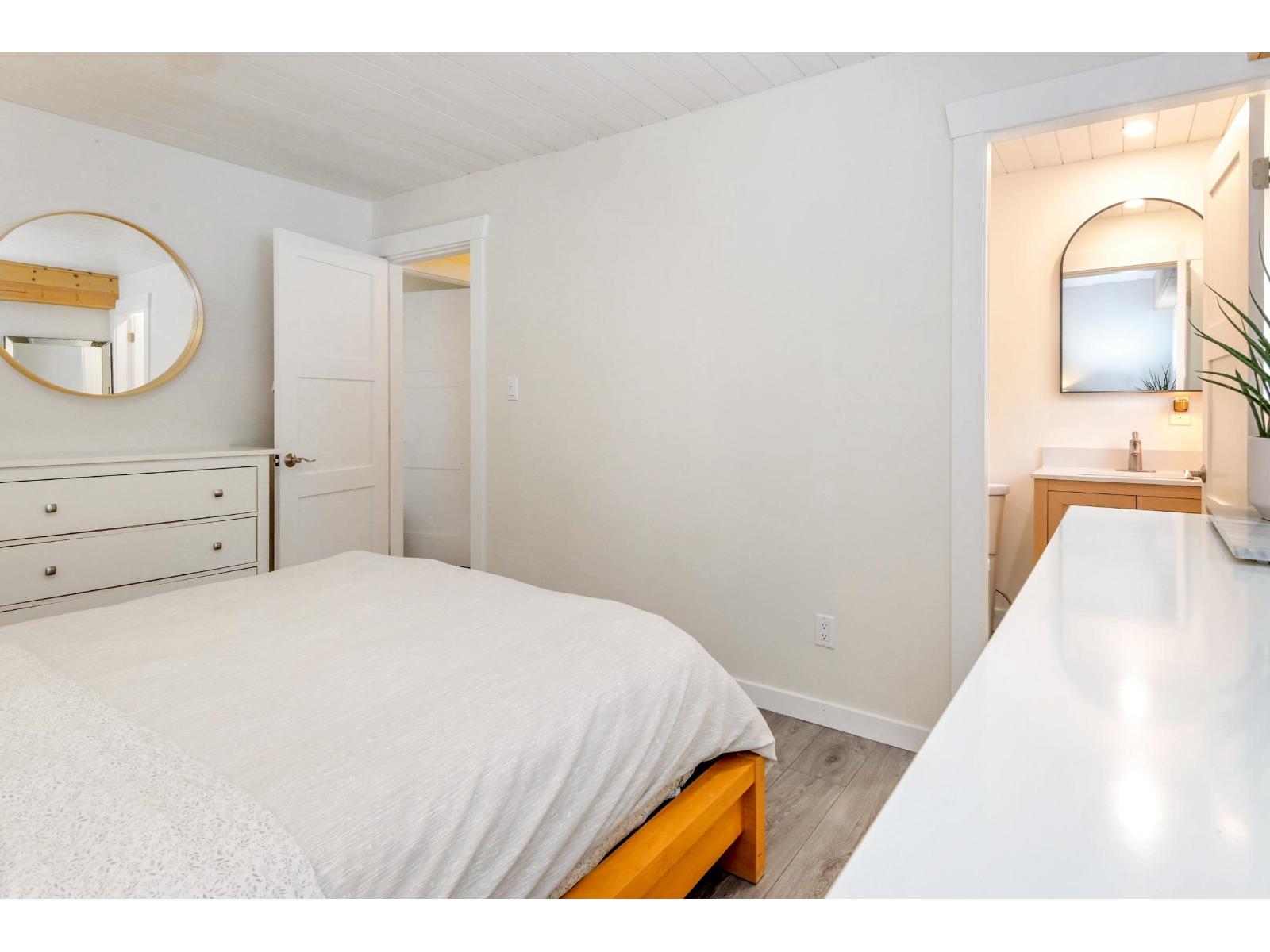 4954 203 Street, Langley, British Columbia  V3A 5C4 - Photo 13 - R3108768