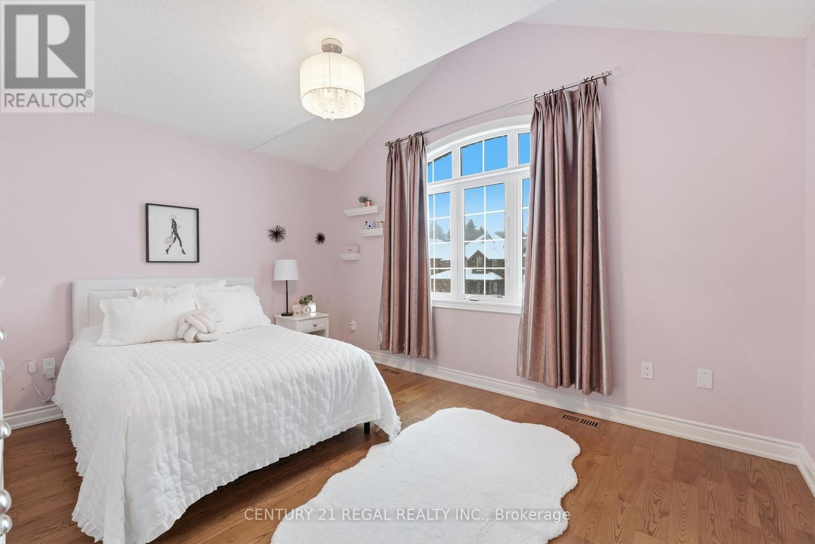 28 Tim Jacobs Drive, Georgina, Ontario  L4P 0G5 - Photo 18 - N12991226