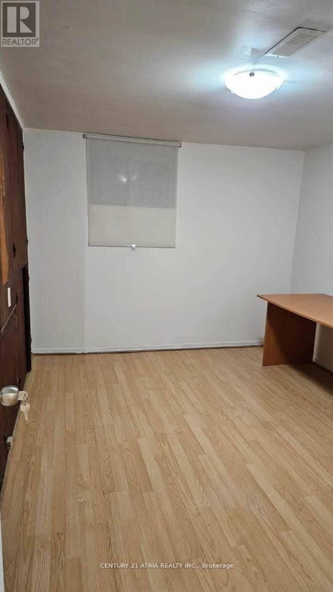 Bsmt 2 - 38 Harding Boulevard, Richmond Hill, Ontario  L4C 1S8 - Photo 4 - N12991230