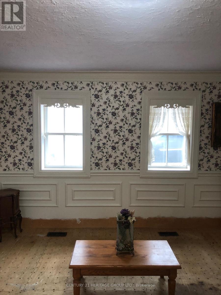 117 Lucas Street, Richmond Hill, Ontario  L4C 4P4 - Photo 14 - N12991248