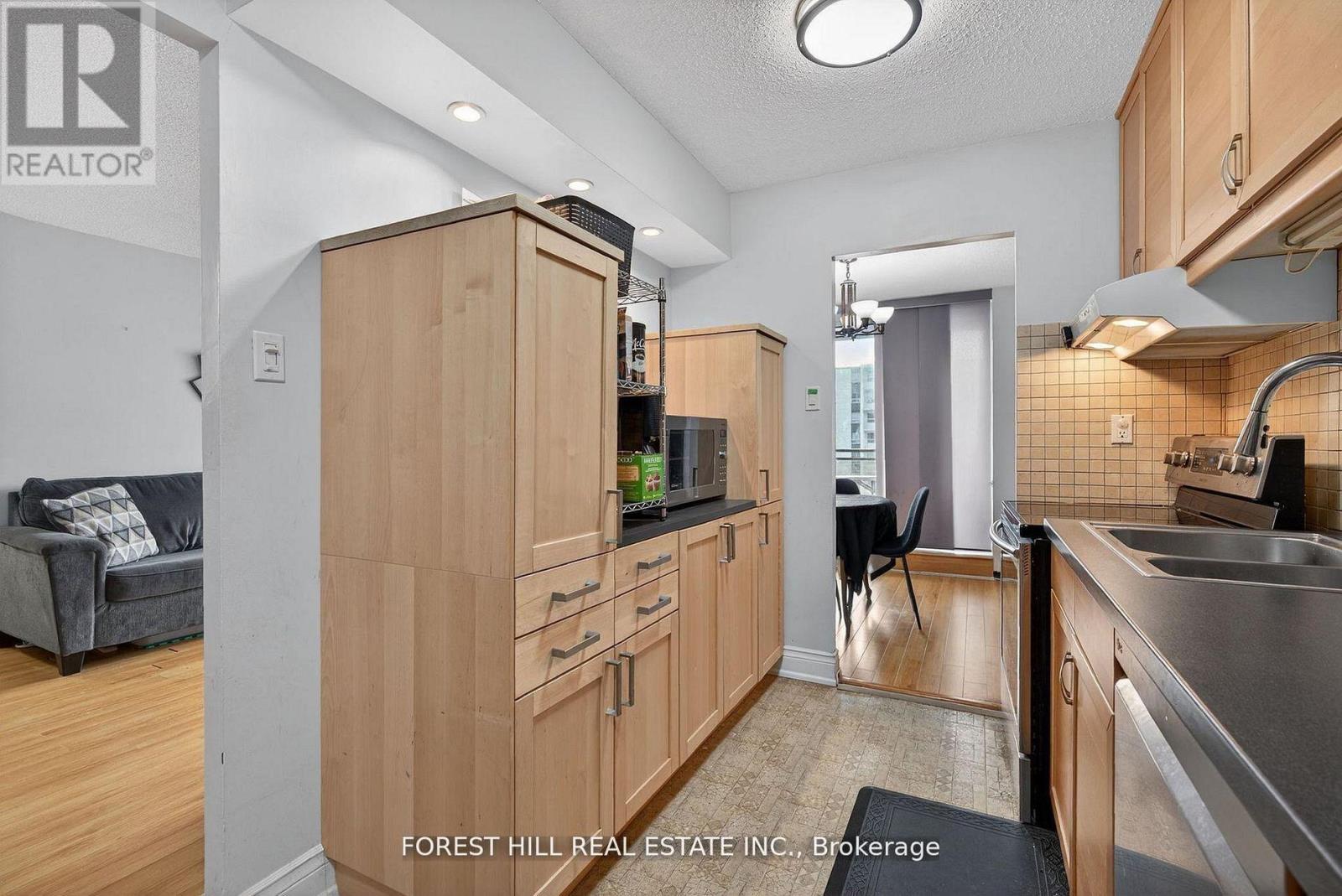 302 - 180 Dudley Avenue, Markham, Ontario  L3T 4X2 - Photo 10 - N12991254