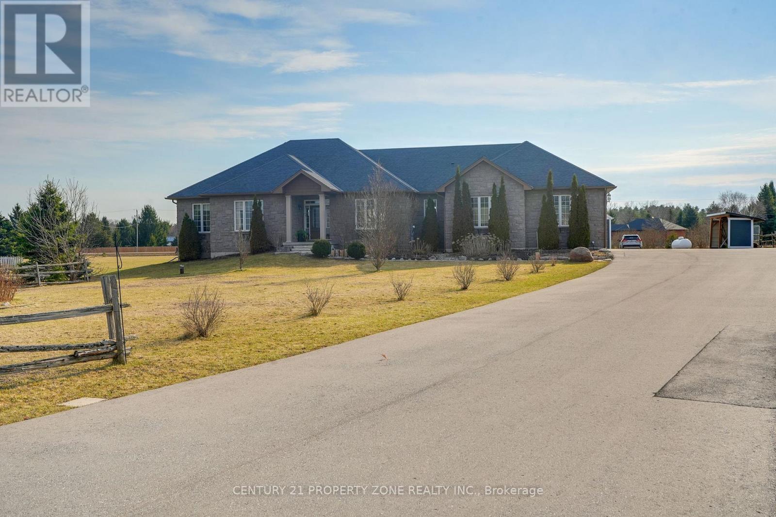 2 Harry Parker Place, Adjala-Tosorontio, Ontario  L0M 1J0 - Photo 2 - N12991272