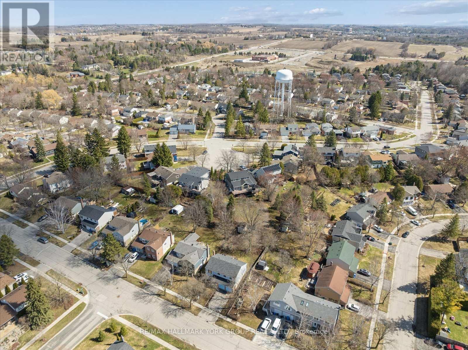 47 Holland River Boulevard, East Gwillimbury, Ontario  L9N 1C4 - Photo 22 - N12991362