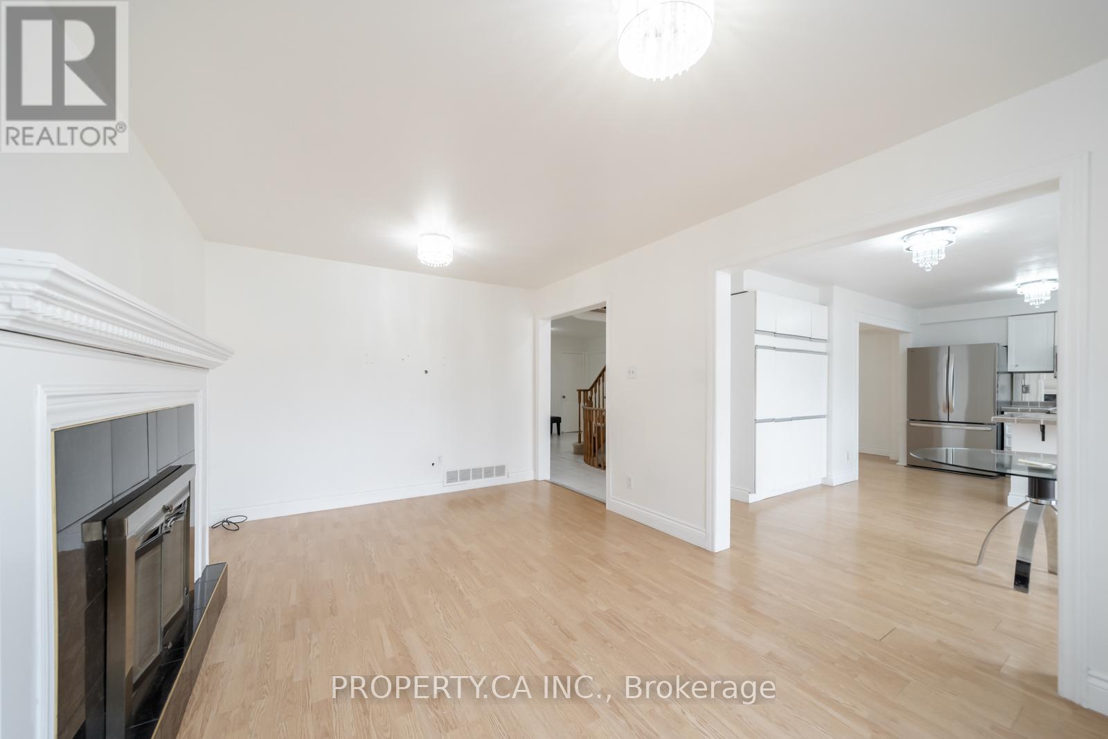 87 O'connor Crescent, Richmond Hill, Ontario  L4C 7N9 - Photo 16 - N12991376