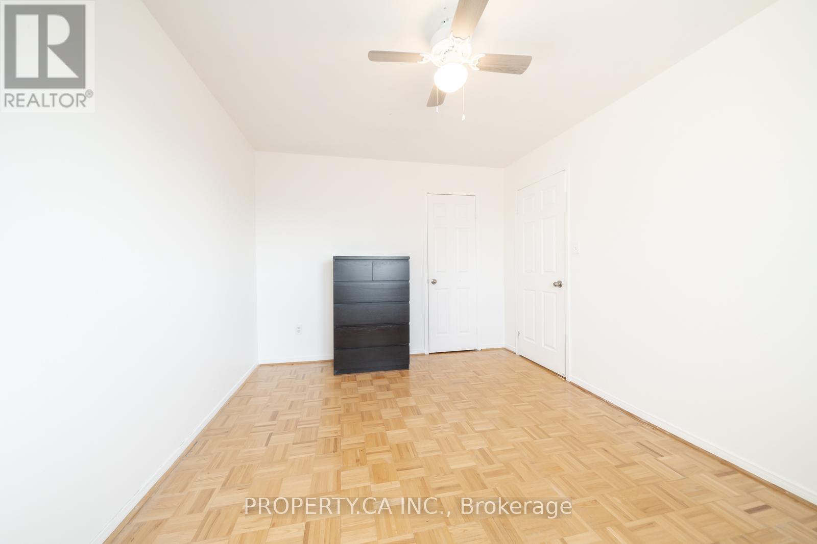 87 O'connor Crescent, Richmond Hill, Ontario  L4C 7N9 - Photo 22 - N12991376