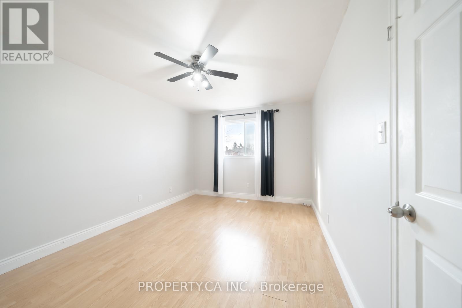 87 O'connor Crescent, Richmond Hill, Ontario  L4C 7N9 - Photo 35 - N12991376