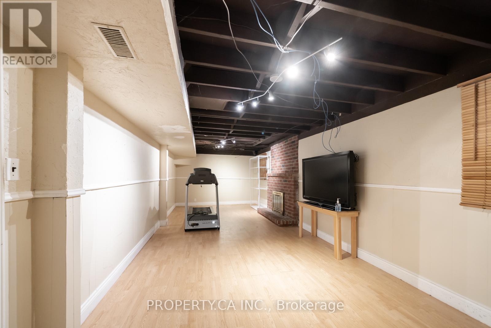 87 O'connor Crescent, Richmond Hill, Ontario  L4C 7N9 - Photo 37 - N12991376