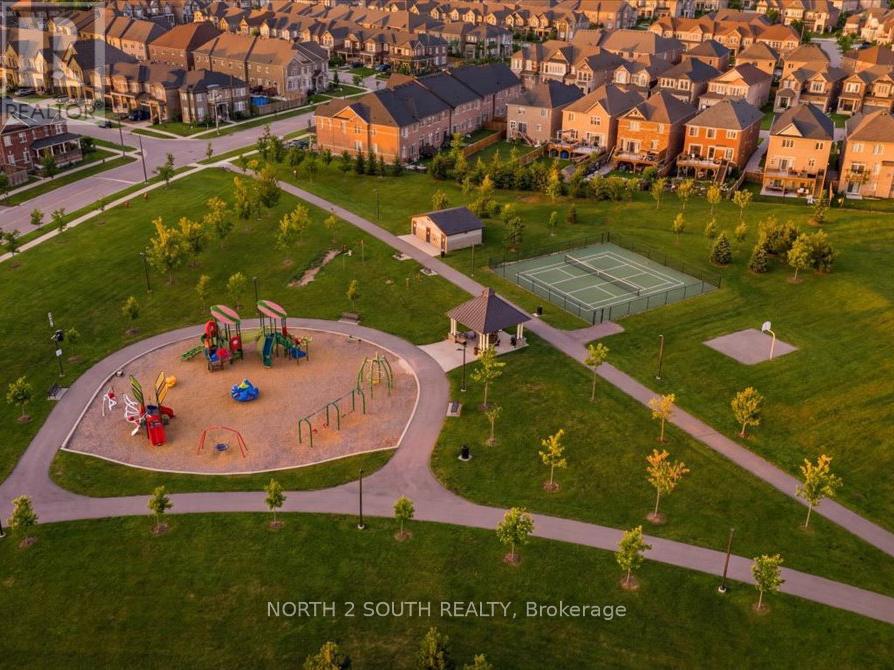 15 Gower Drive, Aurora, Ontario  L4G 0V9 - Photo 6 - N12991468