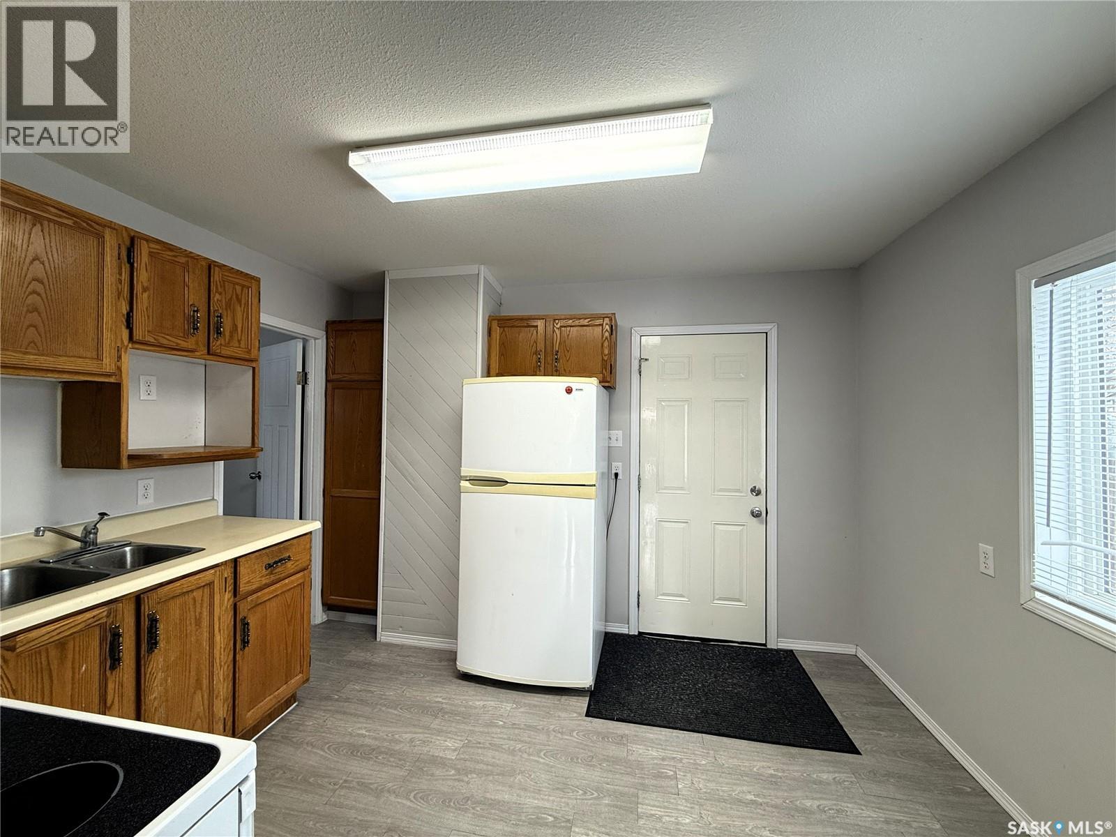 1478 1st Street E, Prince Albert, Saskatchewan  S6V 0E5 - Photo 6 - SK032754