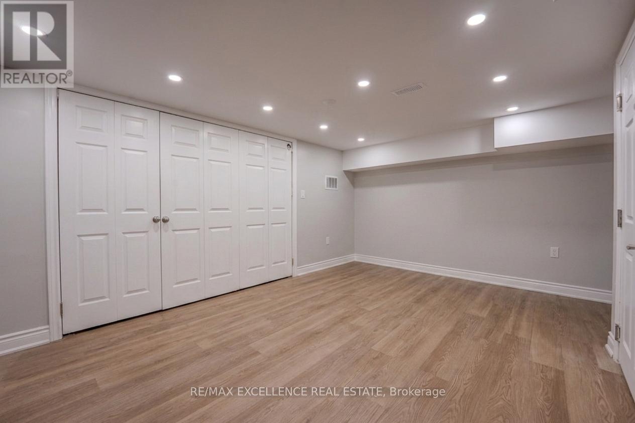 3 Hickling Trail, Barrie, Ontario  L4M 5V7 - Photo 23 - S12991234