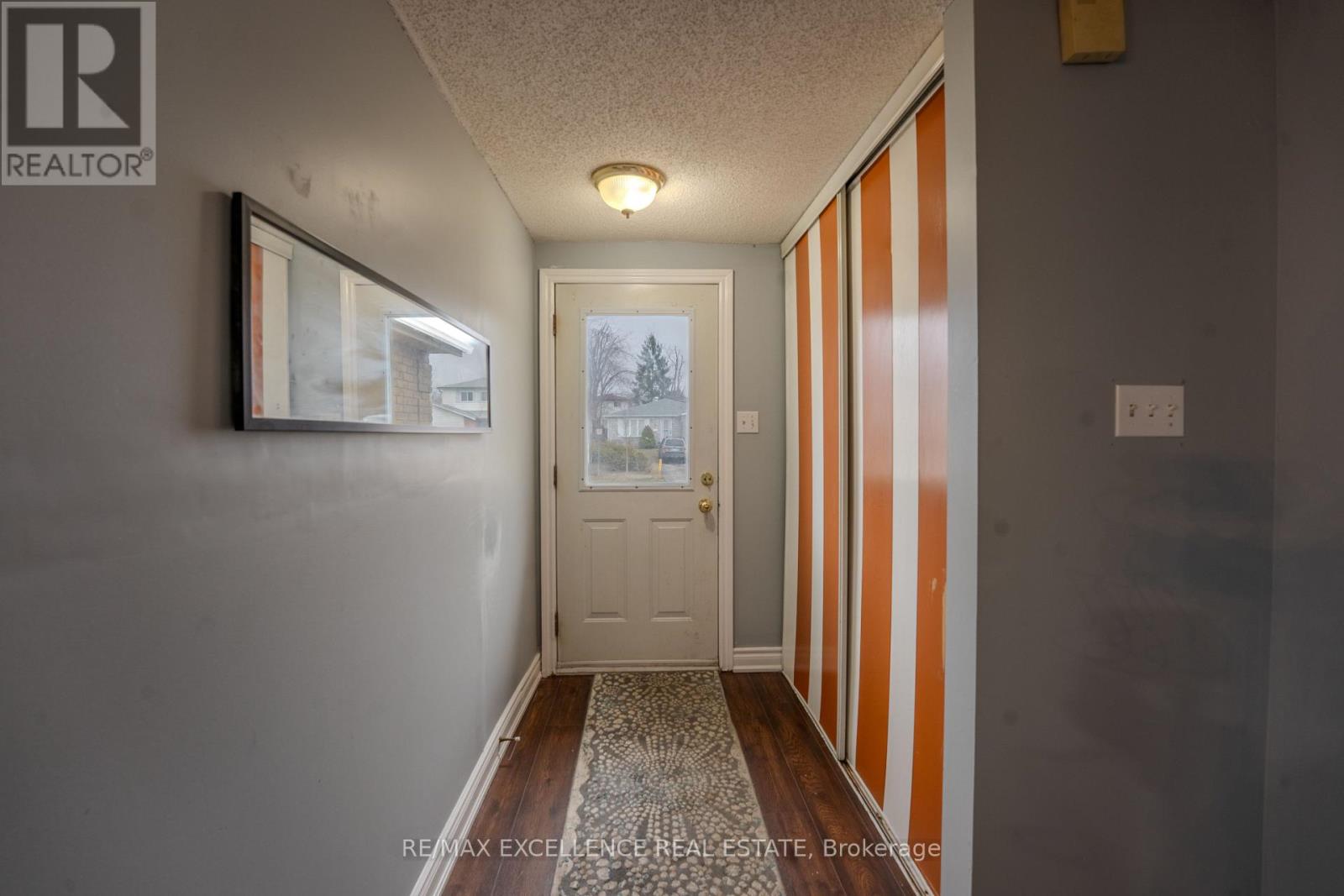 3 Hickling Trail, Barrie, Ontario  L4M 5V7 - Photo 5 - S12991234