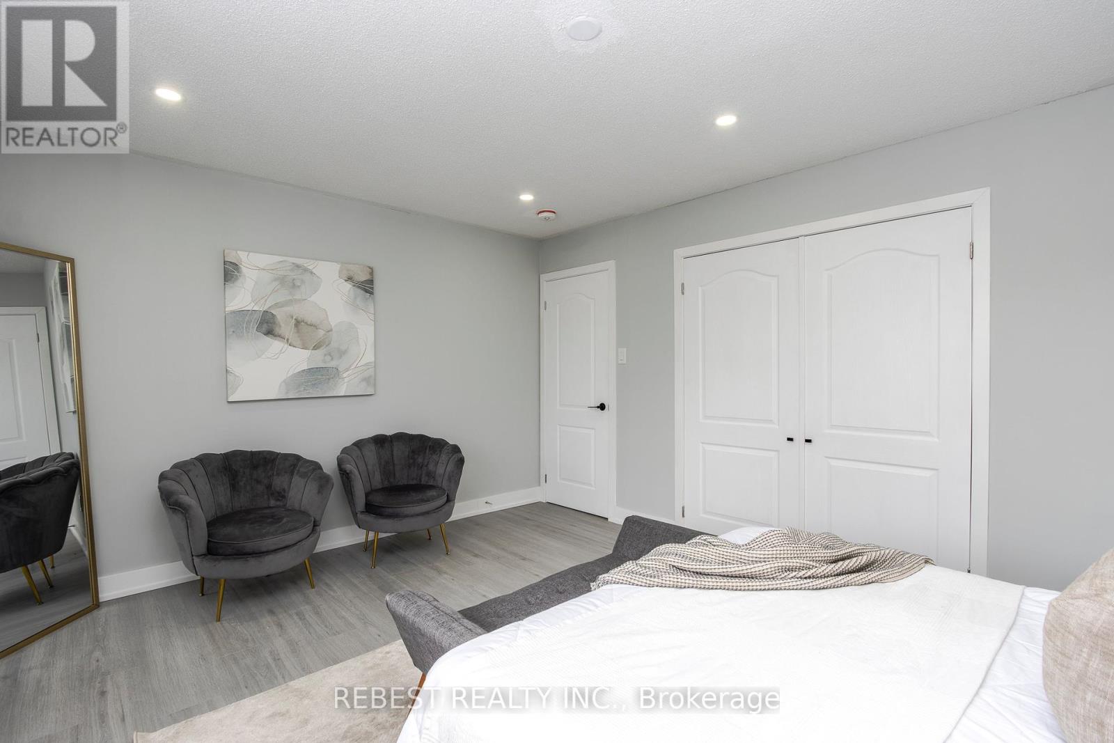 Main Floor - 92 Lillian Crescent, Barrie, Ontario  L4N 5H7 - Photo 19 - S12991286