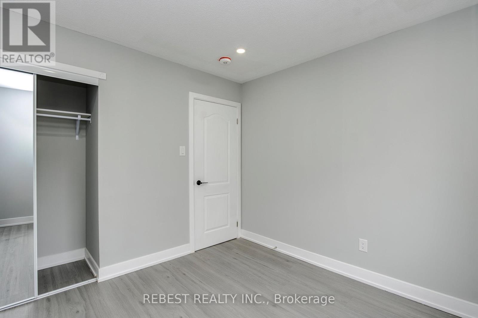 Main Floor - 92 Lillian Crescent, Barrie, Ontario  L4N 5H7 - Photo 23 - S12991286