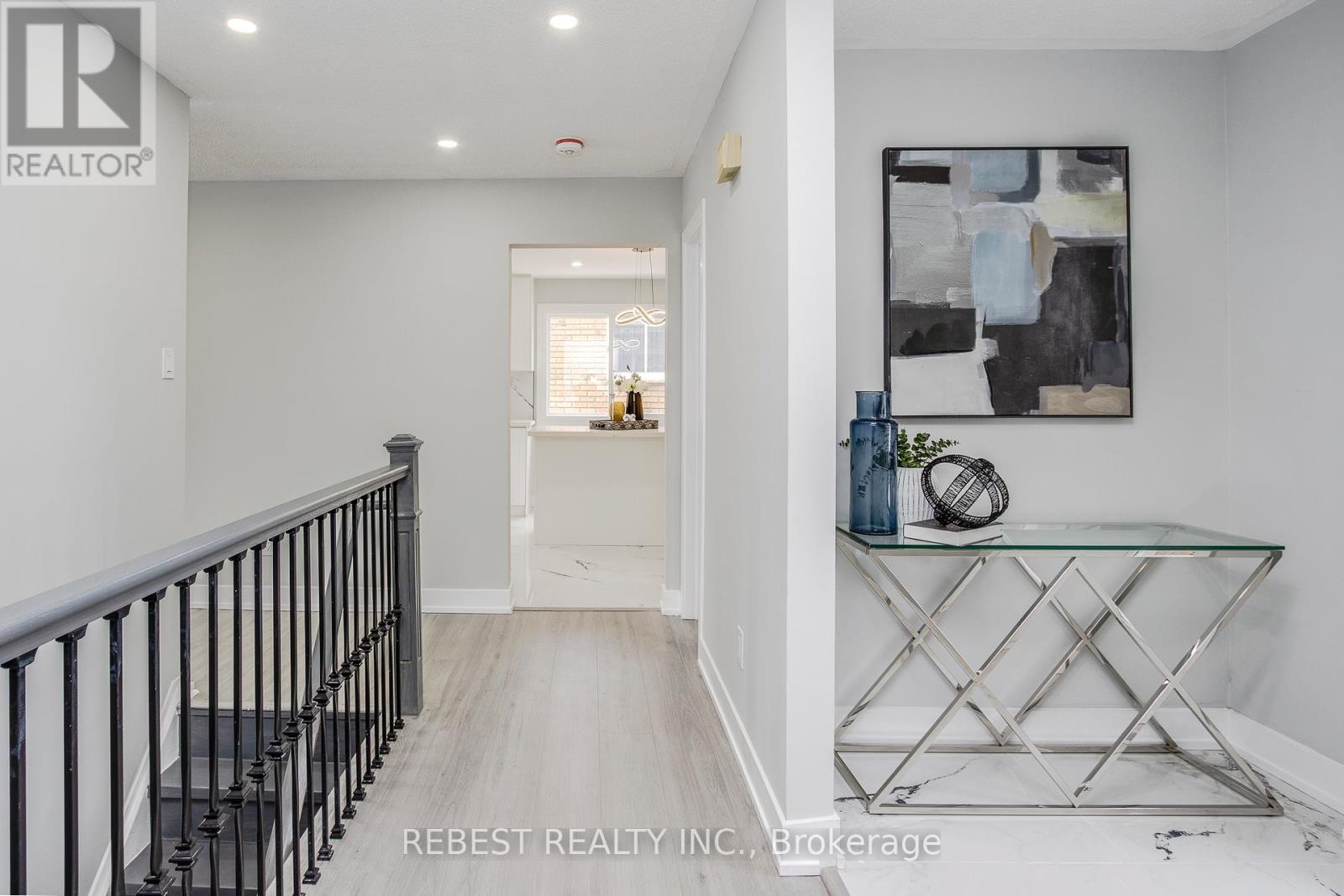 Main Floor - 92 Lillian Crescent, Barrie, Ontario  L4N 5H7 - Photo 6 - S12991286