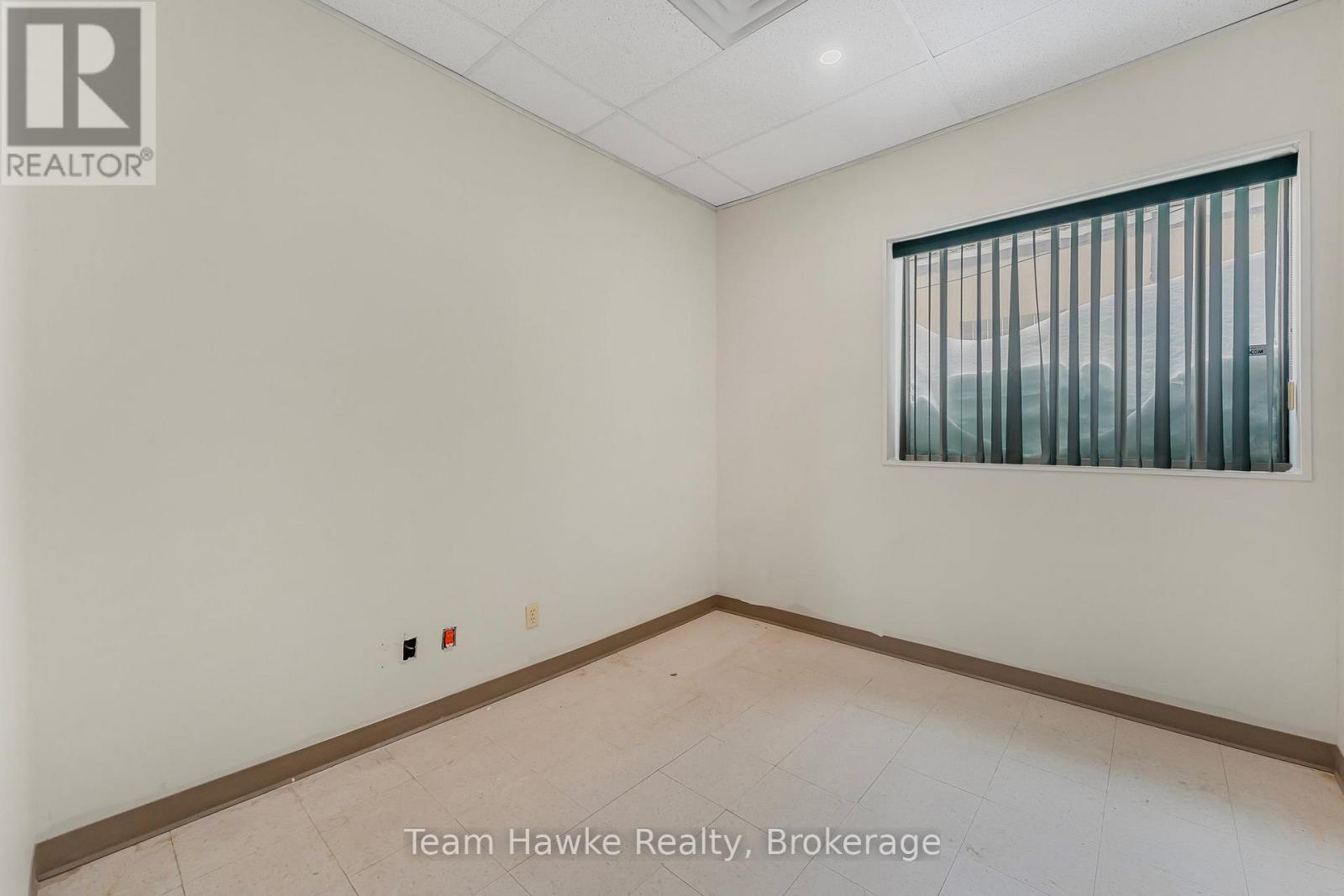 101 Main Street, Penetanguishene, Ontario  L9M 1S9 - Photo 19 - S12991262