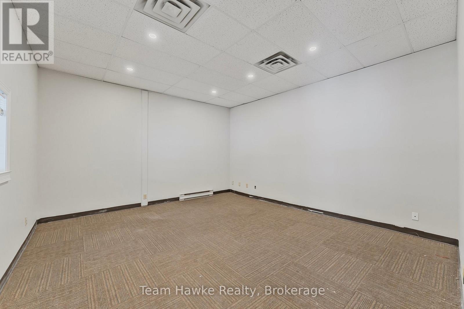 101 Main Street, Penetanguishene, Ontario  L9M 1S9 - Photo 11 - S12991262