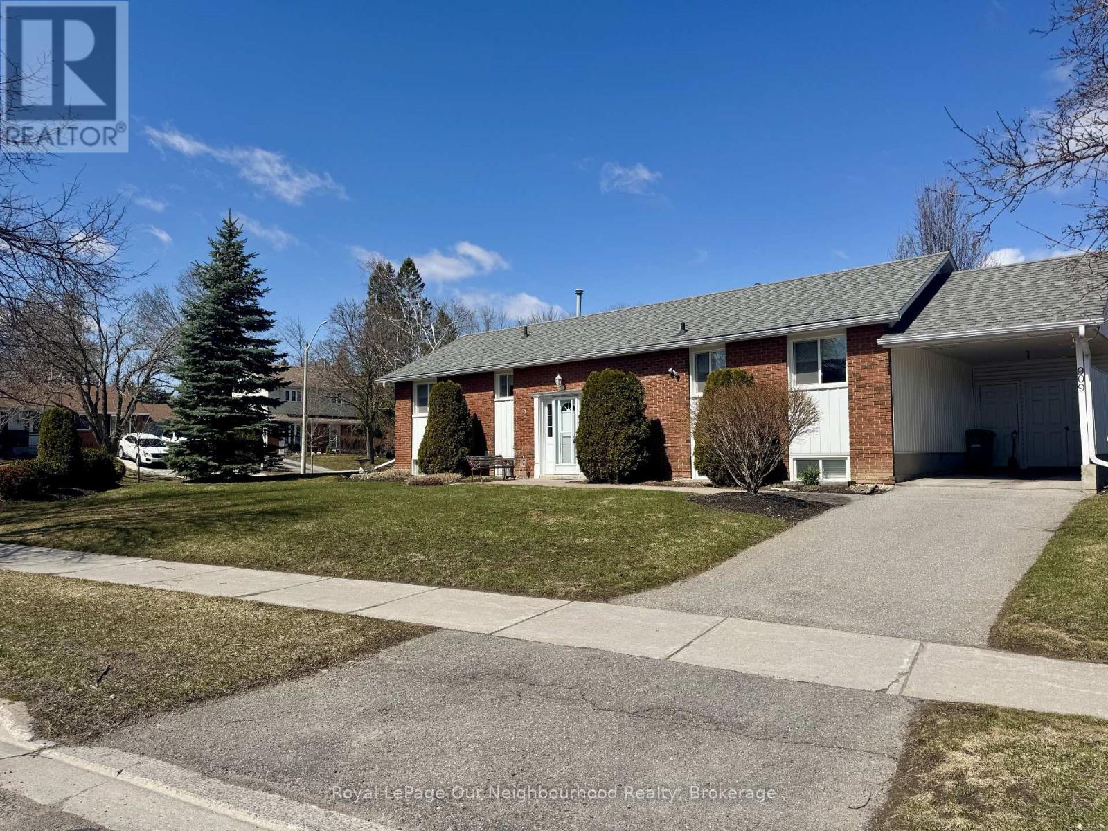 909 Whitefield Drive, Peterborough, Ontario  K9J 7W1 - Photo 3 - X12898546