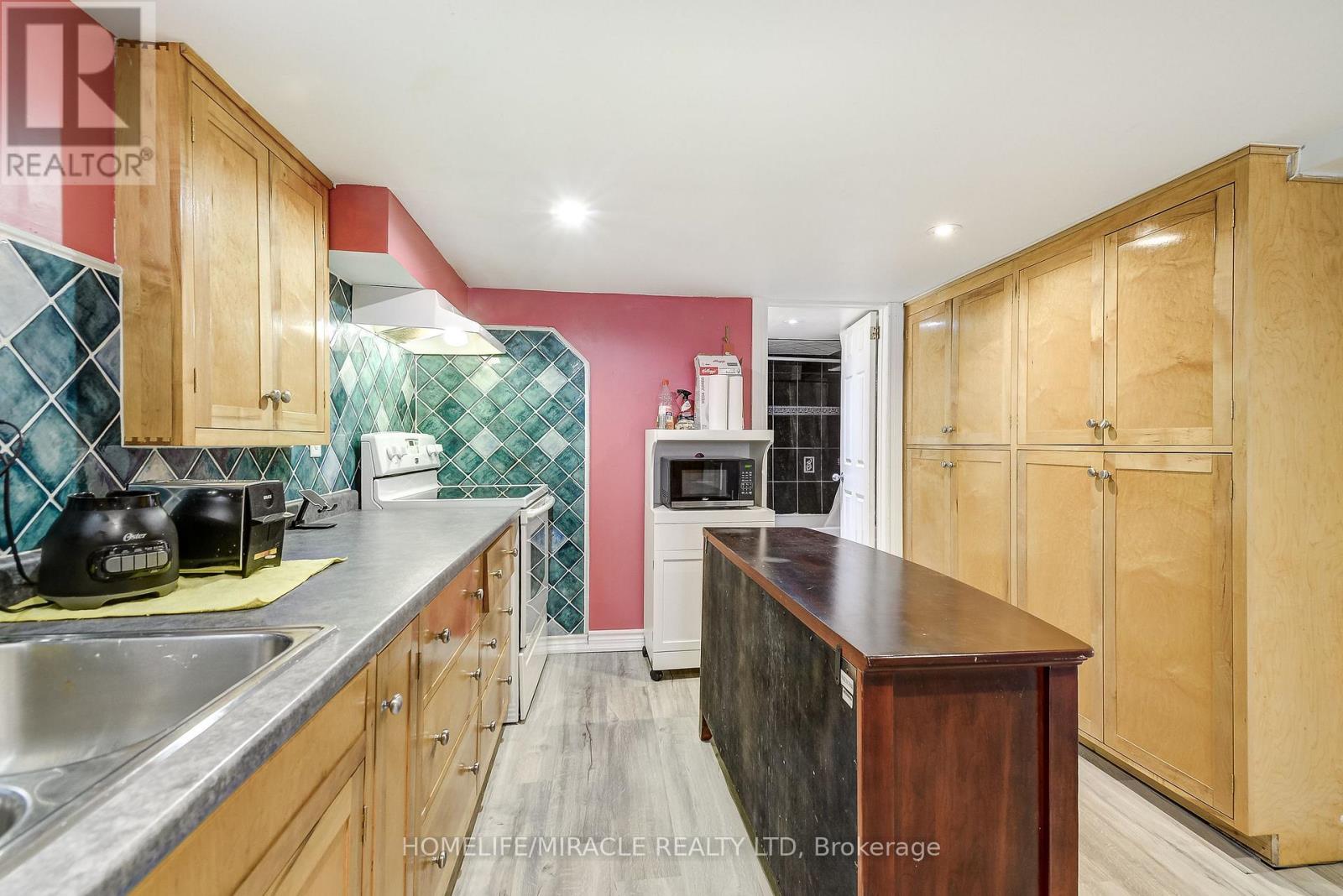 59 Joseph Street, Toronto, Ontario  M9N 2H9 - Photo 29 - W12991296