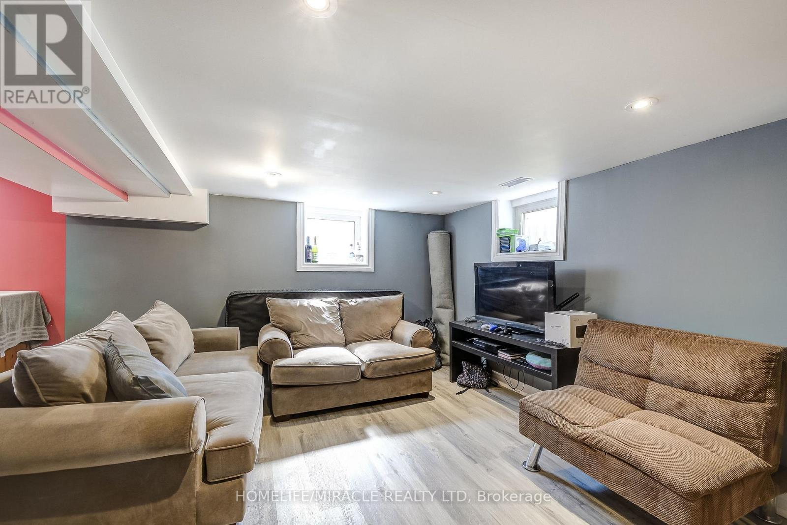 59 Joseph Street, Toronto, Ontario  M9N 2H9 - Photo 34 - W12991296