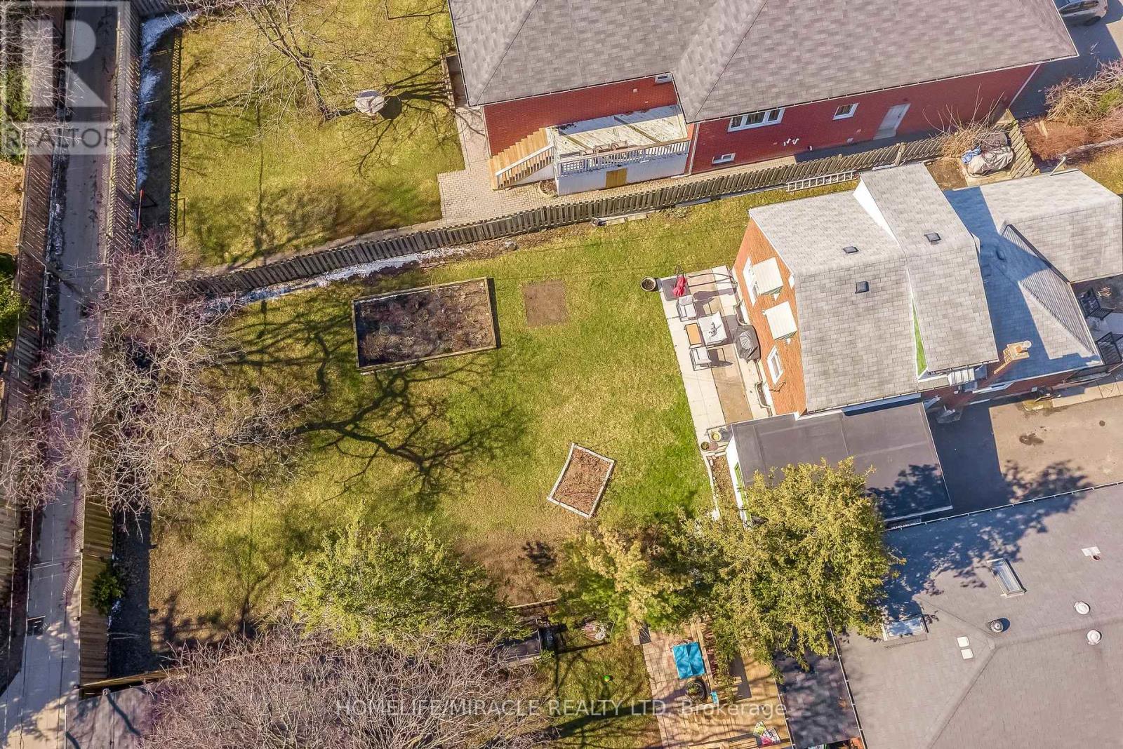 59 Joseph Street, Toronto, Ontario  M9N 2H9 - Photo 43 - W12991296