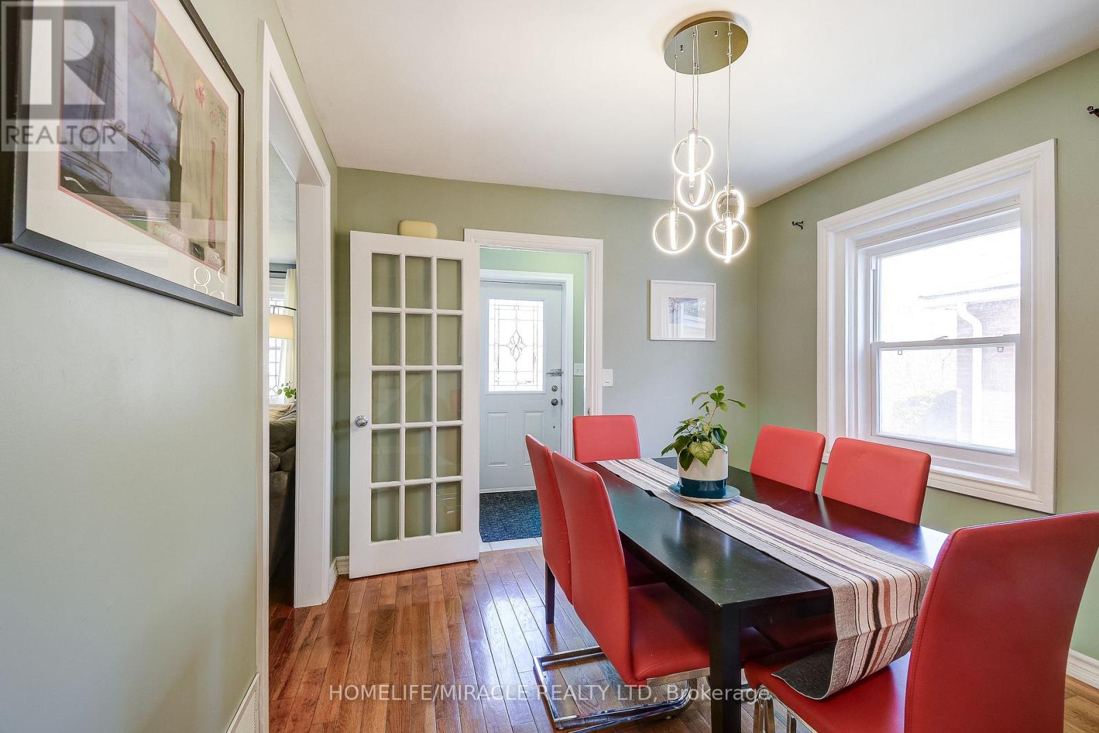 59 Joseph Street, Toronto, Ontario  M9N 2H9 - Photo 7 - W12991296