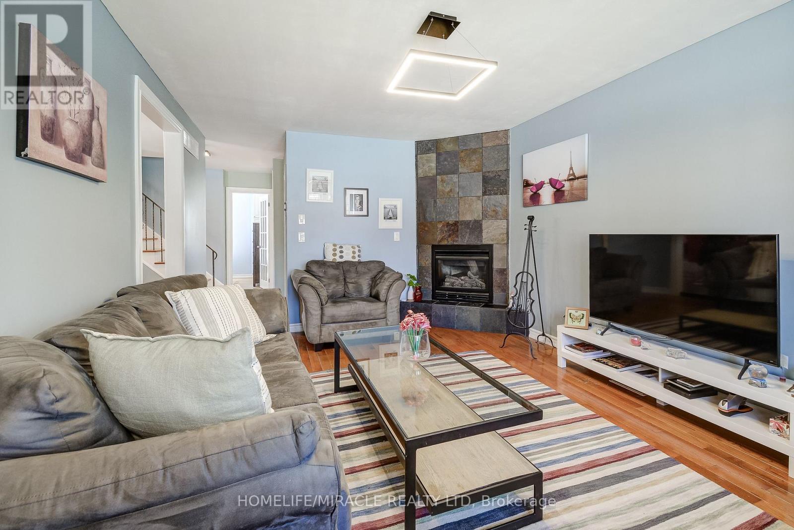 59 Joseph Street, Toronto, Ontario  M9N 2H9 - Photo 9 - W12991296