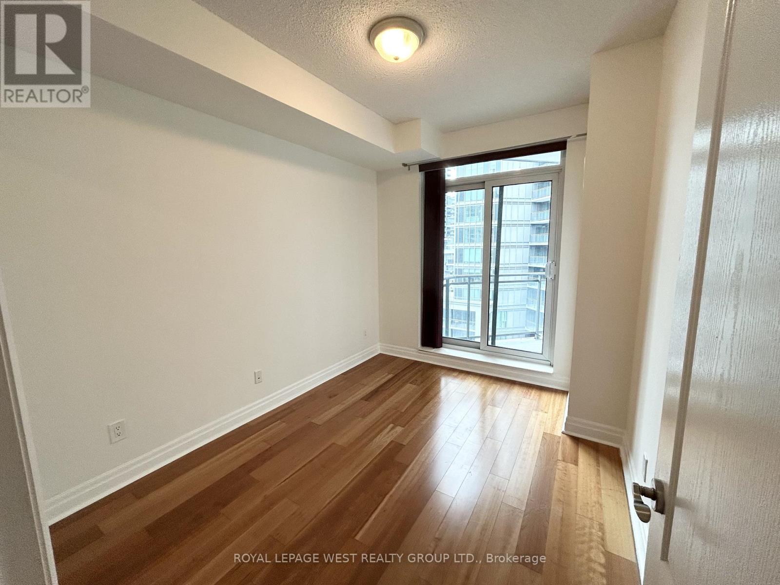 711 - 2119 Lakeshore Boulevard, Toronto, Ontario  M8V 4E8 - Photo 11 - W12991304