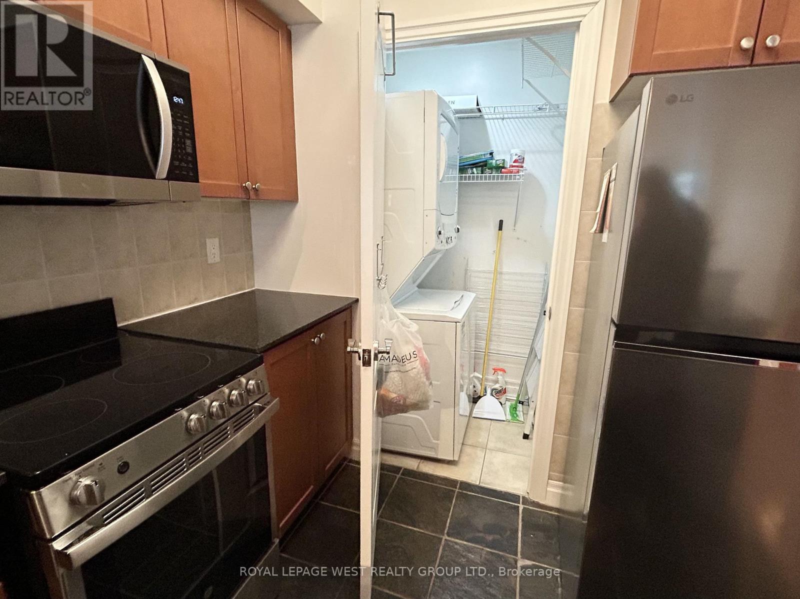 711 - 2119 Lakeshore Boulevard, Toronto, Ontario  M8V 4E8 - Photo 7 - W12991304