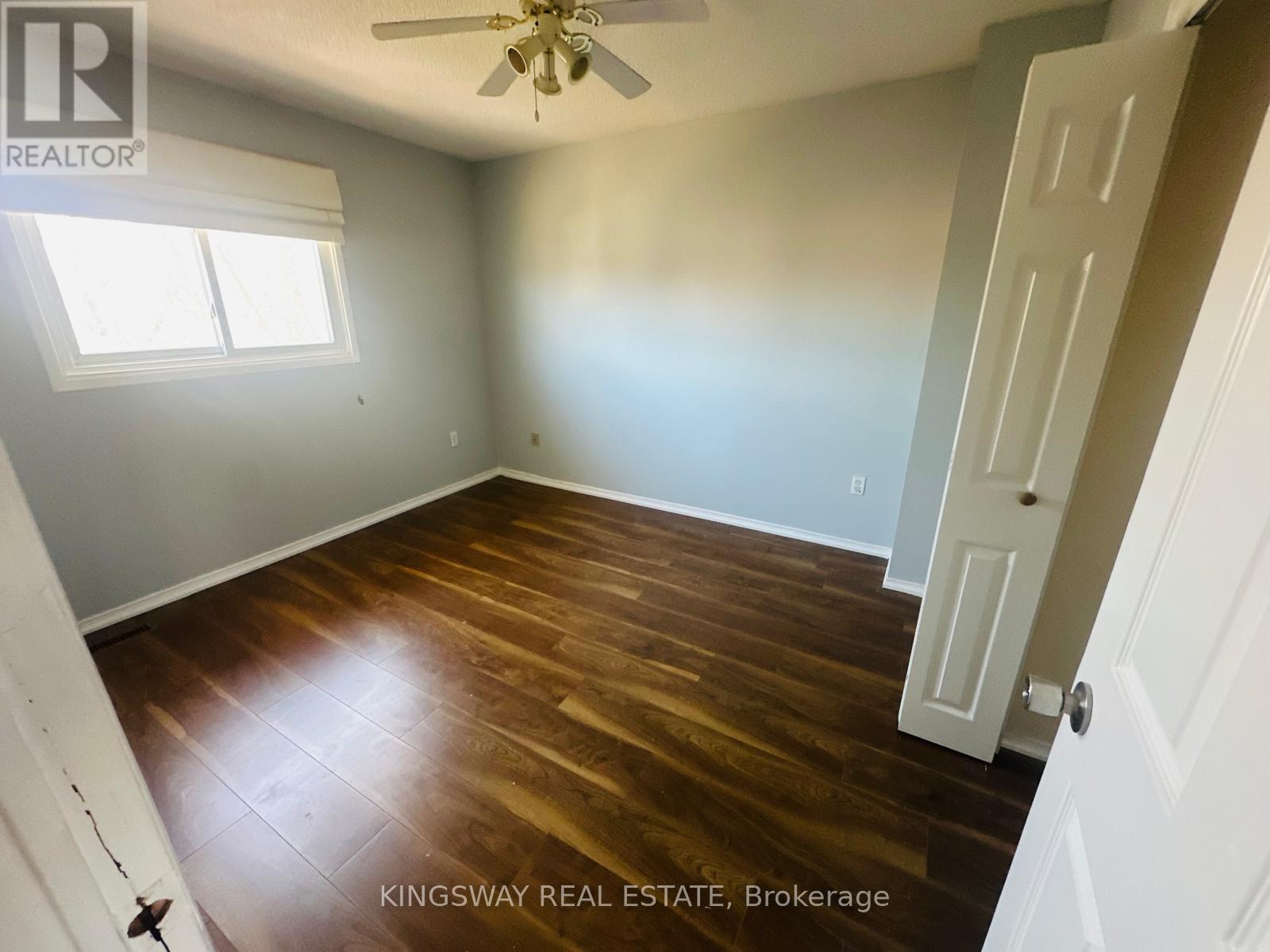 1078 Glenbrook Avenue, Oakville, Ontario  L6H 4A3 - Photo 13 - W12991324