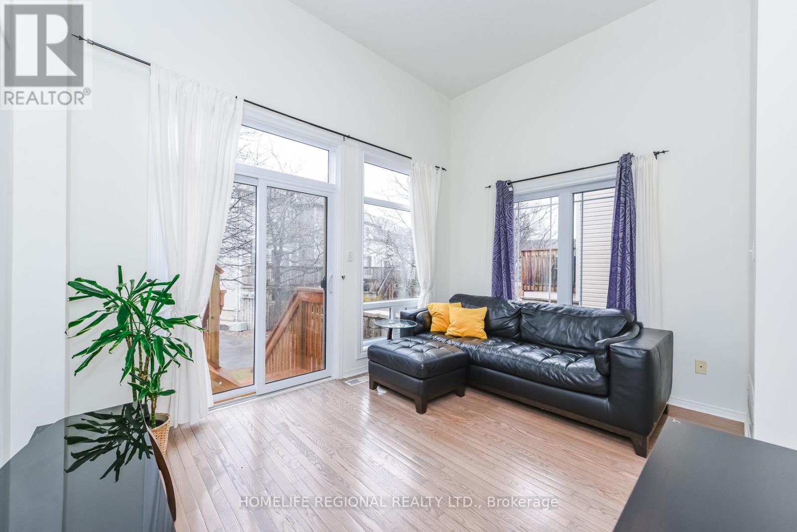 72 - 7105 Branigan Gate, Mississauga, Ontario  L5N 7S2 - Photo 6 - W12991414