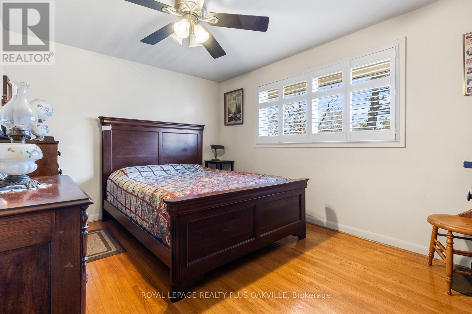 227 Sandwell Drive, Oakville, Ontario  L6L 4P3 - Photo 11 - W12991424