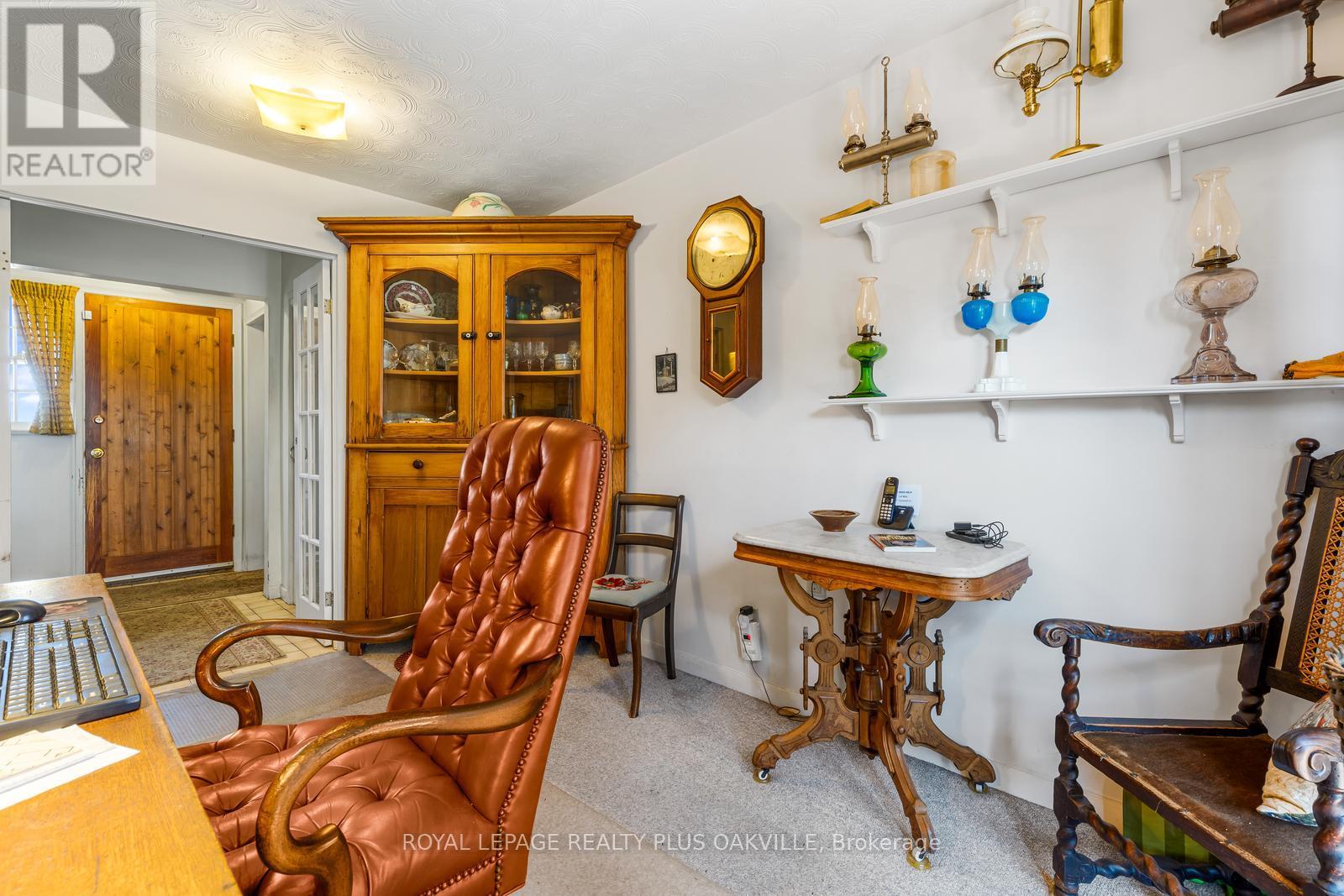 227 Sandwell Drive, Oakville, Ontario  L6L 4P3 - Photo 19 - W12991424