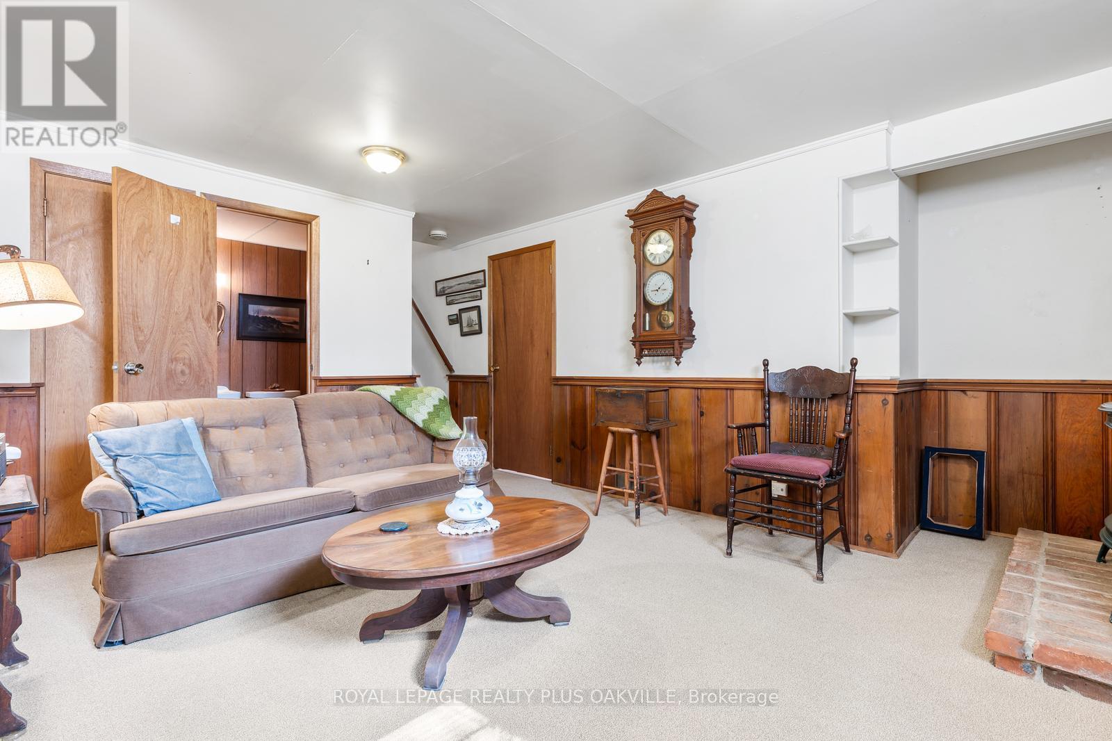 227 Sandwell Drive, Oakville, Ontario  L6L 4P3 - Photo 22 - W12991424