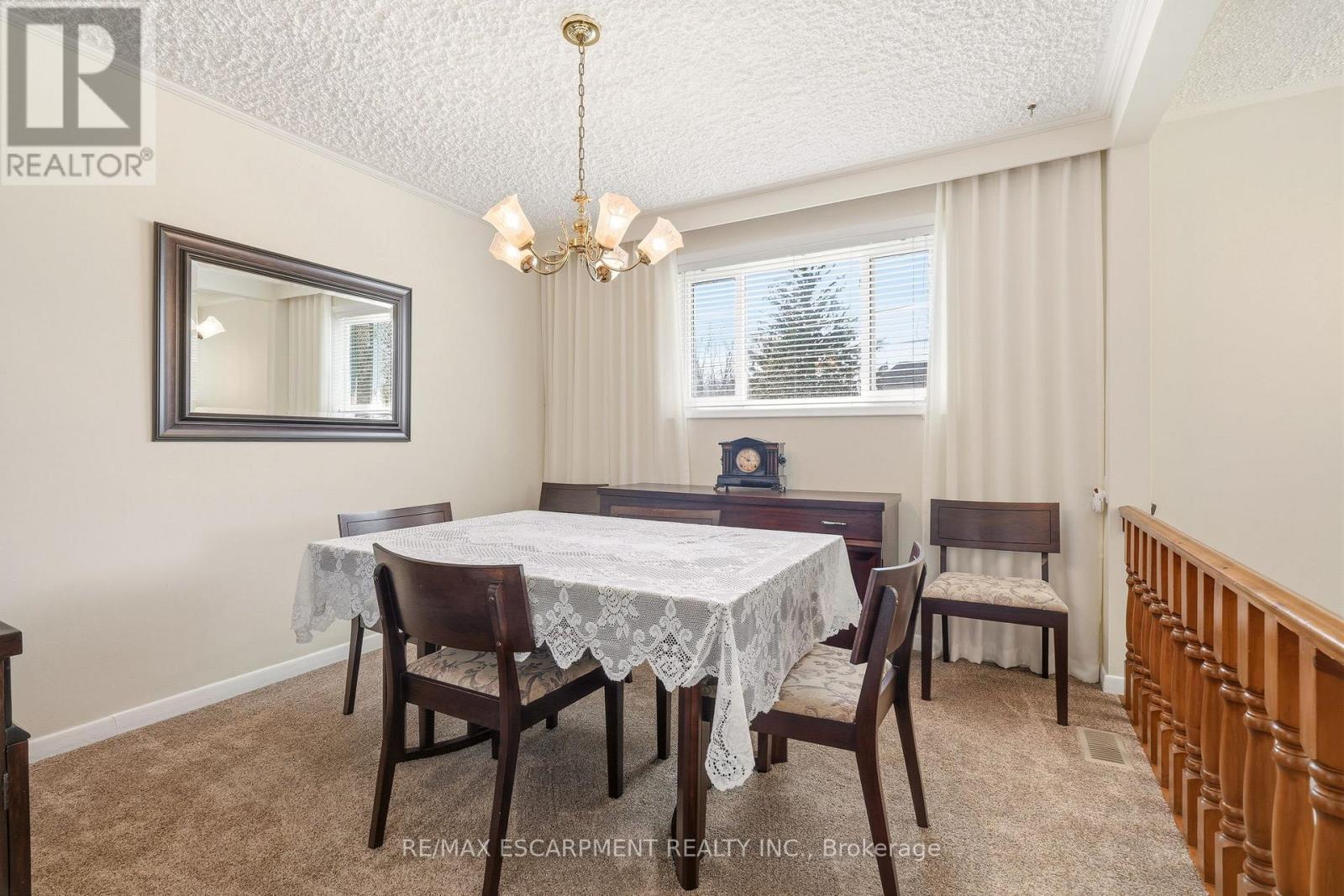 491 Warminster Drive, Oakville, Ontario  L6L 4N4 - Photo 8 - W12991454