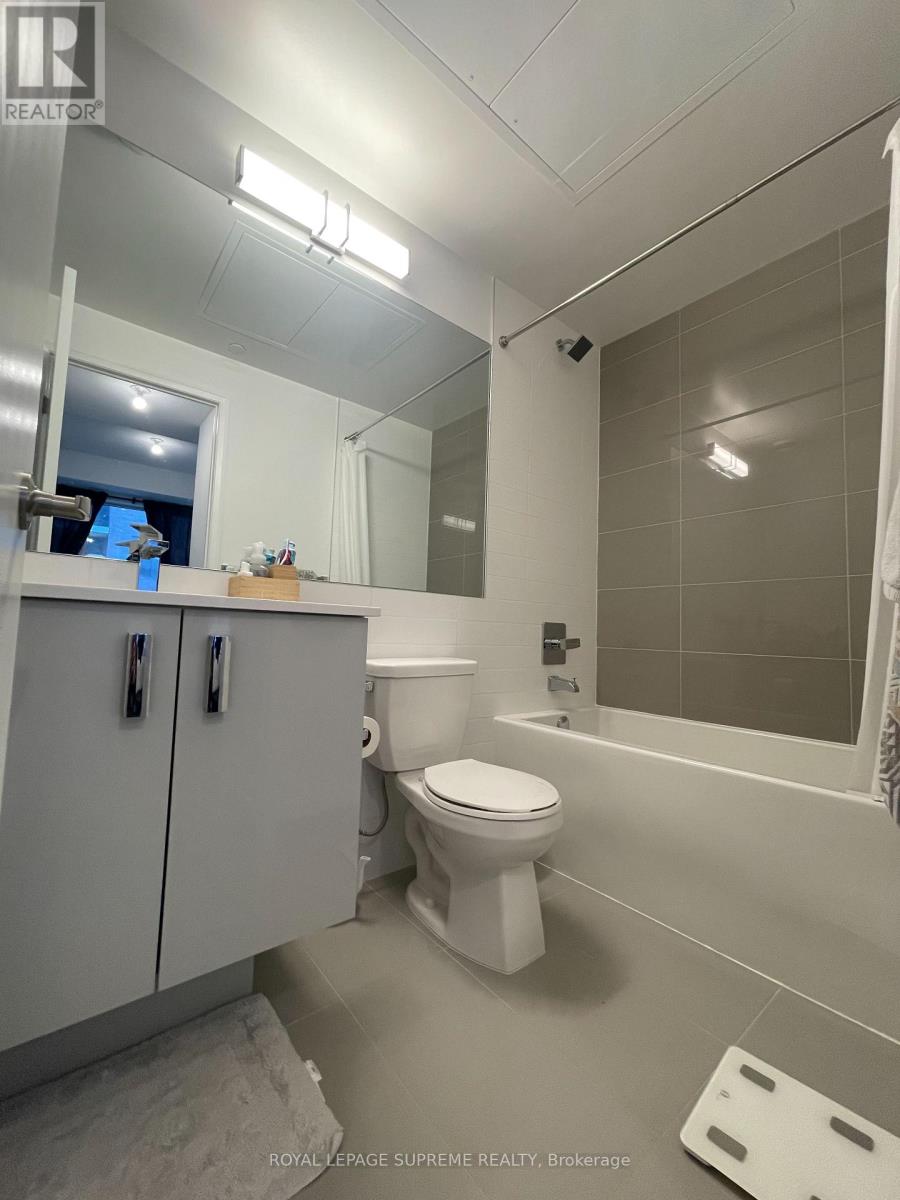 646 - 26 Gibbs Road, Toronto, Ontario  M9B 0E3 - Photo 12 - W12991458