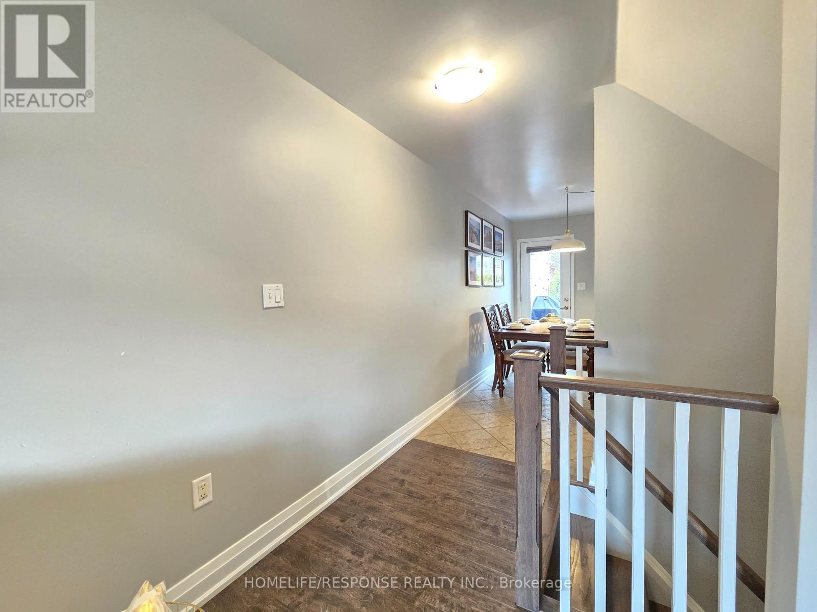 635 Scott Boulevard, Milton, Ontario  L9T 0P2 - Photo 3 - W12991480