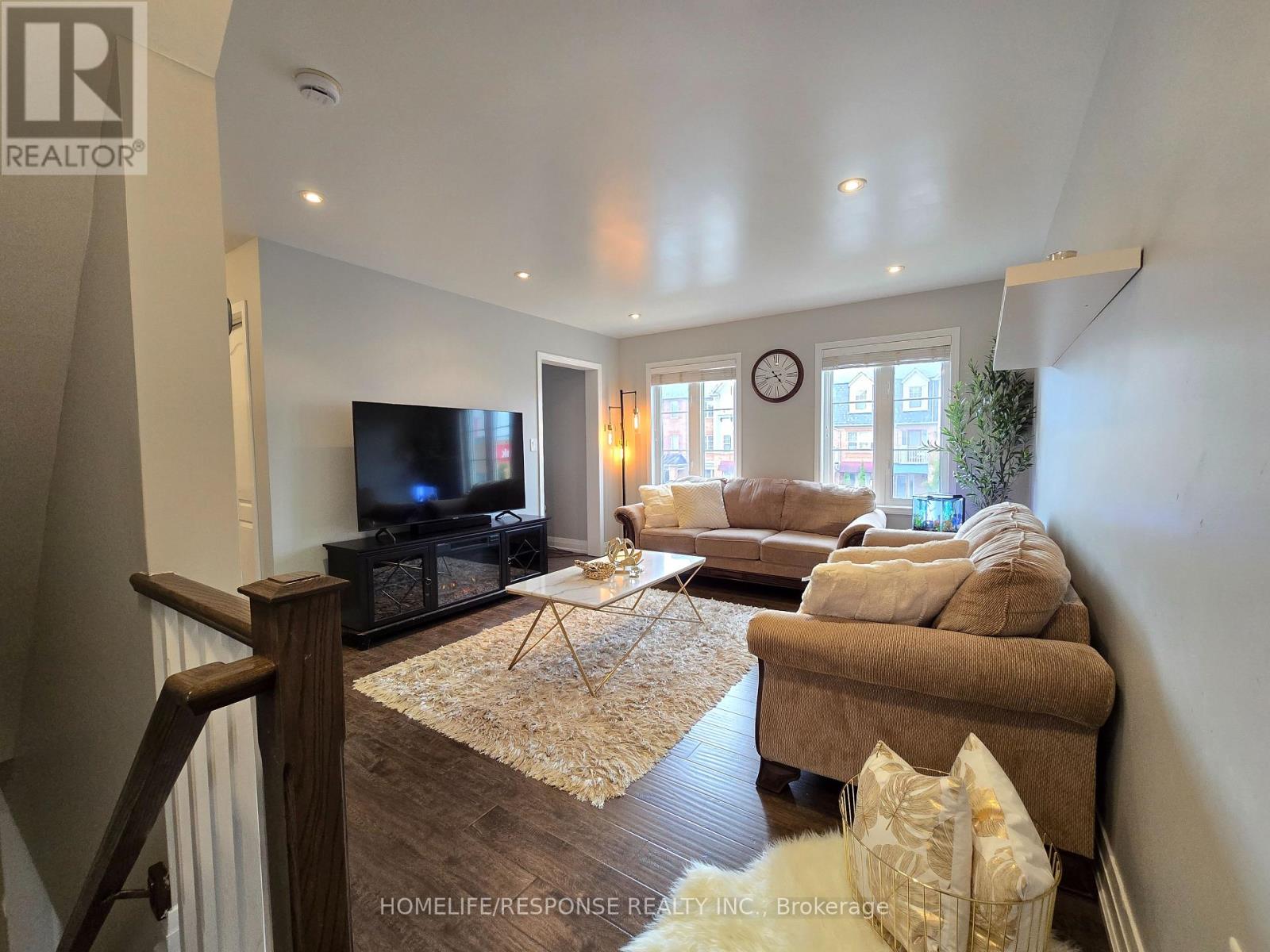 635 Scott Boulevard, Milton, Ontario  L9T 0P2 - Photo 4 - W12991480