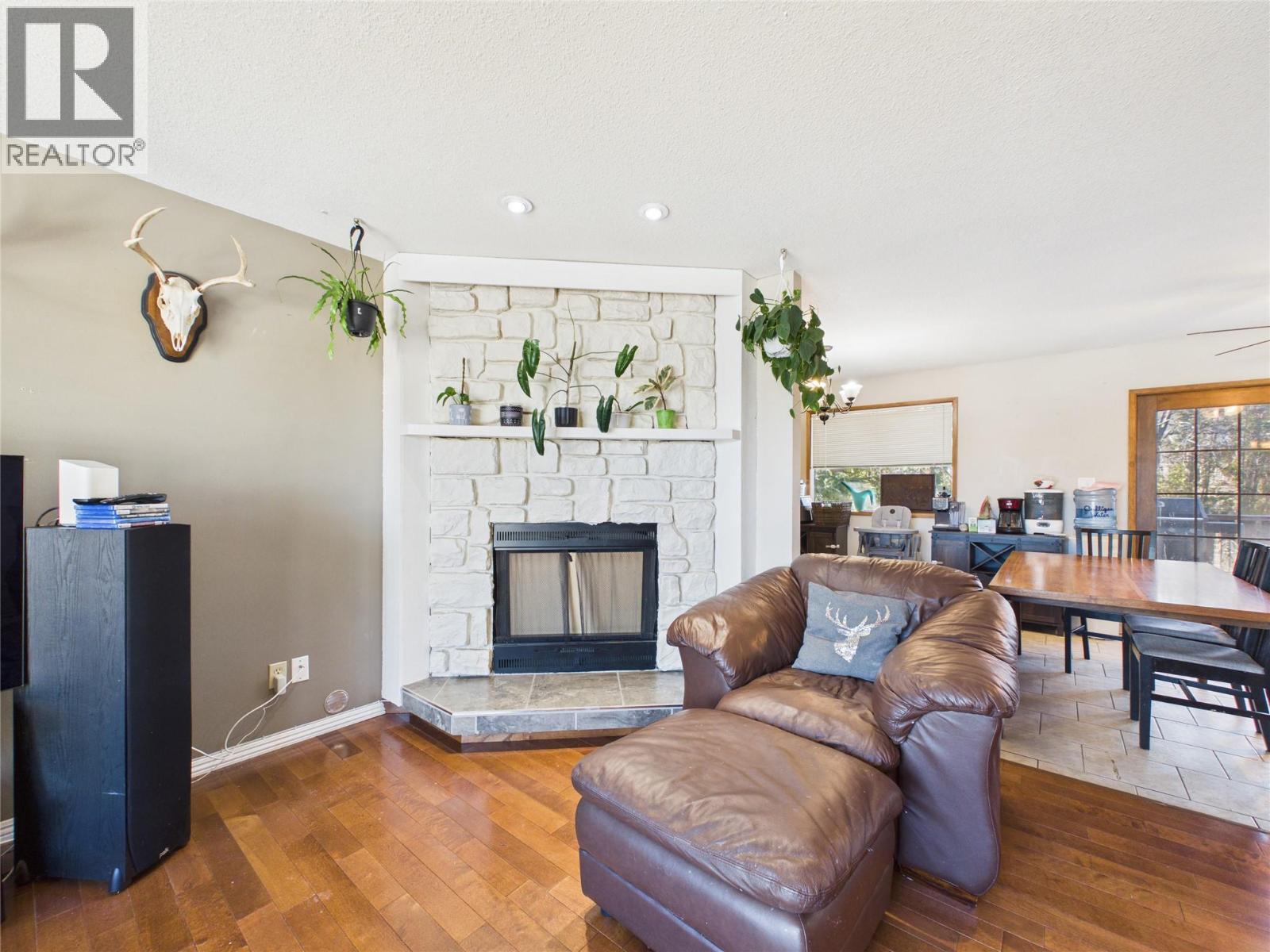 1321 16th Street S, Cranbrook, British Columbia  V1C 5K5 - Photo 8 - 10383179