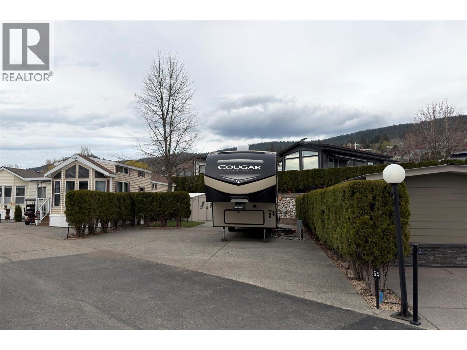 8000 Highland Road Unit# 53, Vernon, British Columbia  V1T 8Z5 - Photo 2 - 10383110
