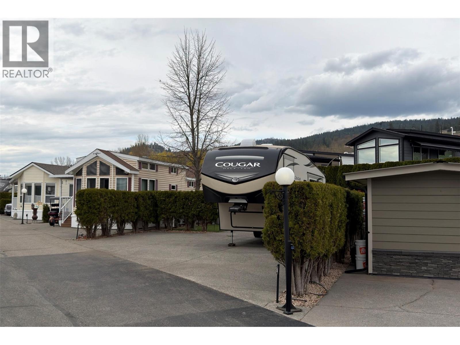 8000 Highland Road Unit# 53, Vernon, British Columbia  V1T 8Z5 - Photo 3 - 10383110