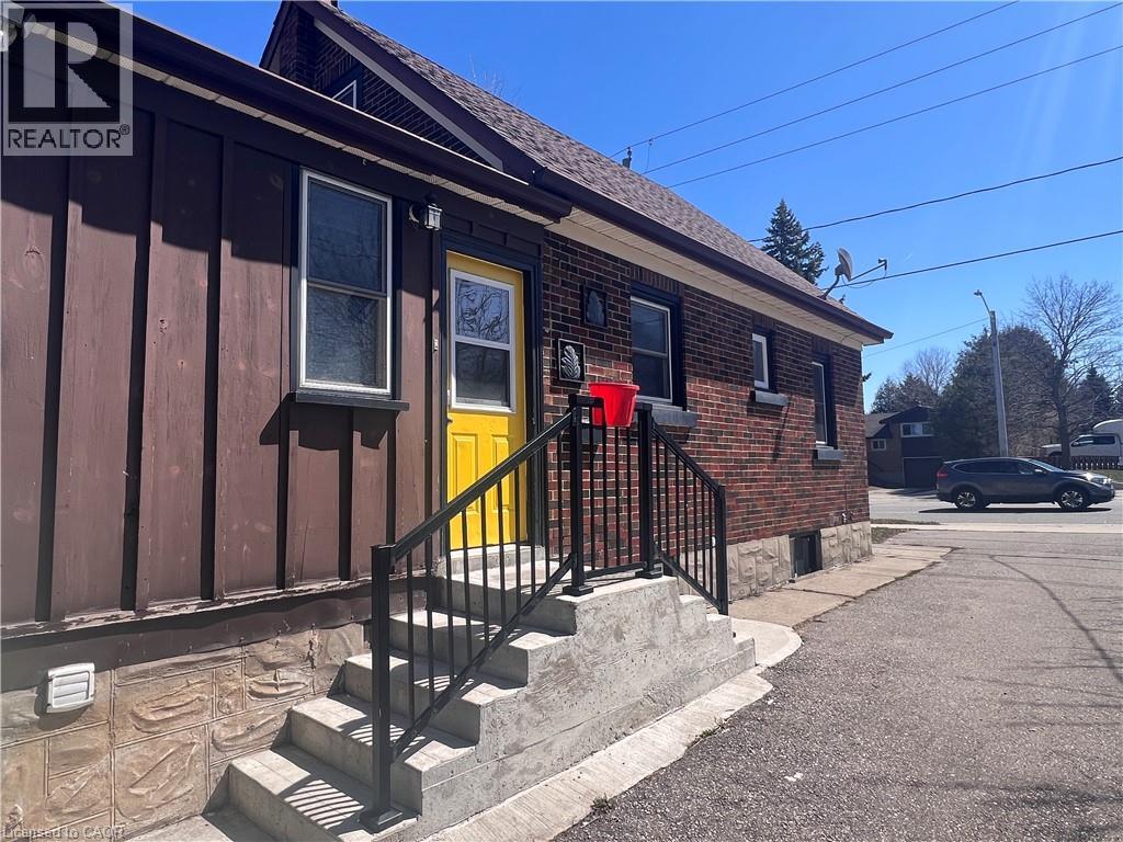 480 Ottawa Street S Unit# Upper, Kitchener, Ontario  N2M 3P5 - Photo 2 - 40819891