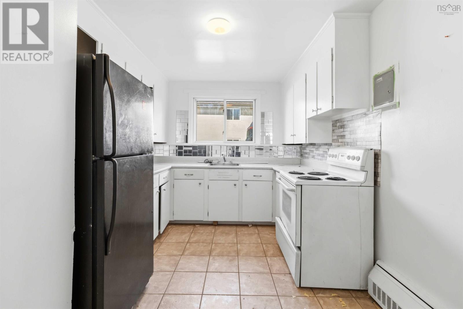 26 Randall Avenue, Halifax, Nova Scotia  B3M 1E2 - Photo 12 - 202607216