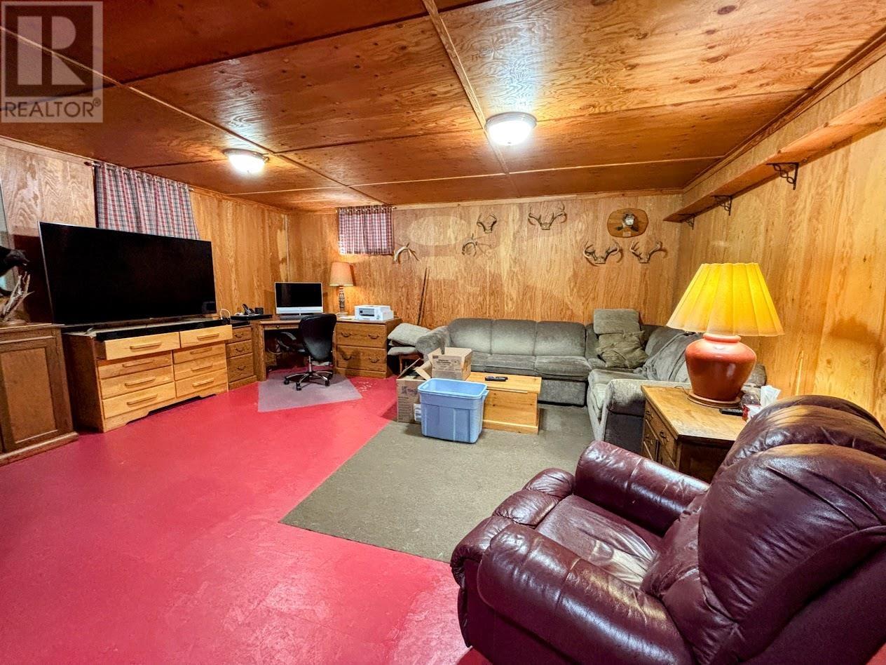 48 Redwing Ave, Manitouwadge, Ontario  P0T 2C0 - Photo 20 - TB2600650